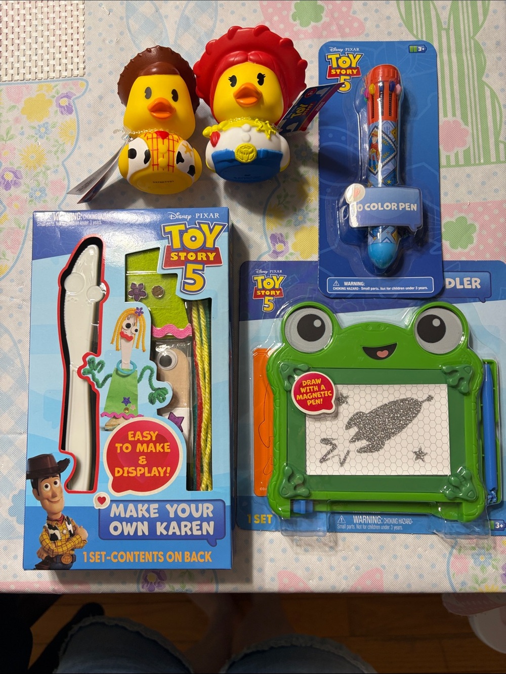 Disney Toystory 5 Jessie woody Kids Activity & Bath Duck Set